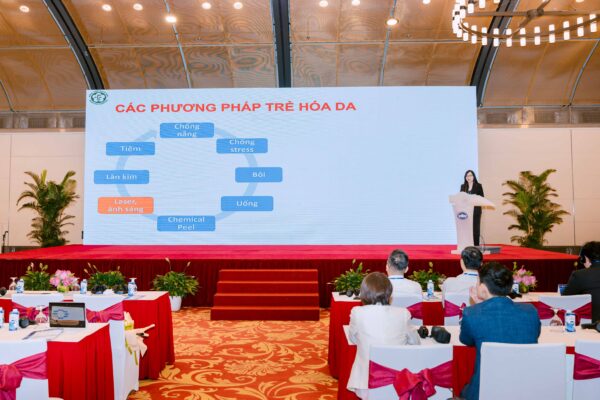 Bài báo cáo được đông đảo các bác sĩ tại Hội nghị hưởng ứng